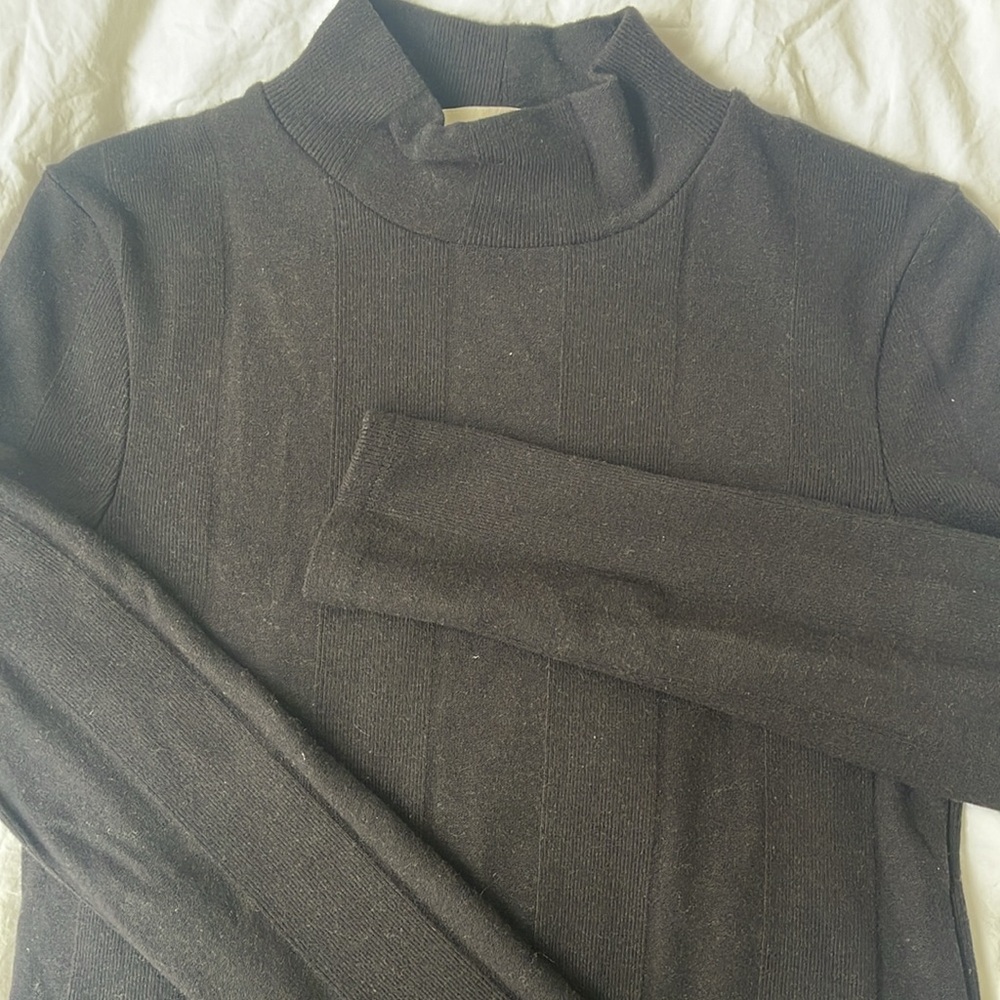 Thinking Mu EUC turtle neck/mock neck